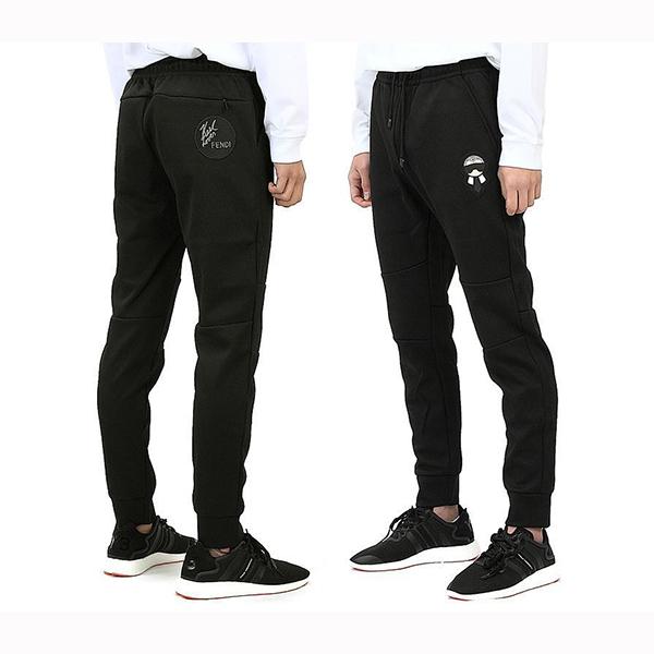 【関税負担】 FENDI KARLITO PATCH SWEATPANTS100912